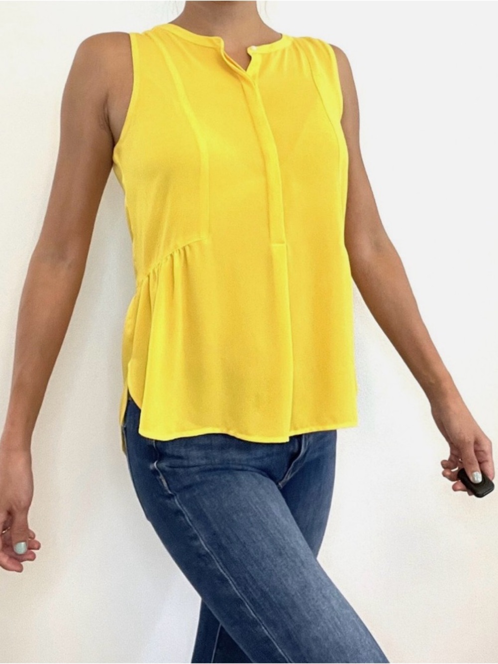 LOFT Bright Yellow V-Neck Sleeveless Peplum Button-Front Tank Top sz small